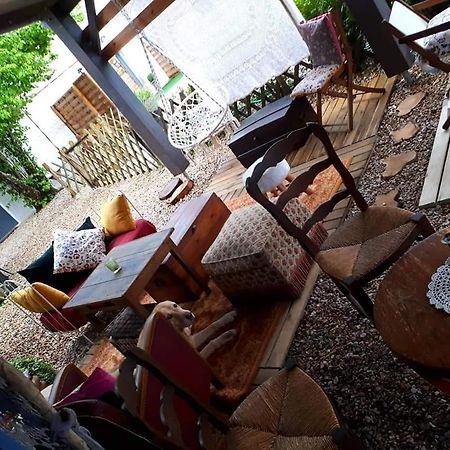Chez Gladys Et Ses Enfants Lain Exterior foto